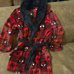 Cozy Red and Black Kids Spiderman Pajama Robe With Belt Size 2t/3t
